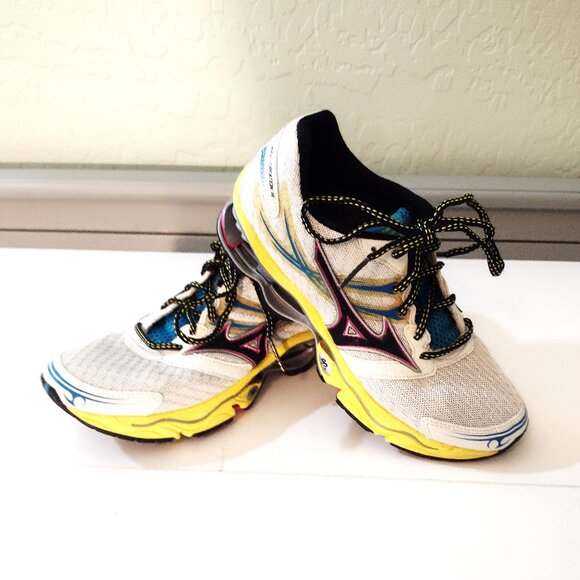 Mizuno Wave Creation 14 Running Shoes  U.S. size 6 womens,  B width - Picture 3 of 6
